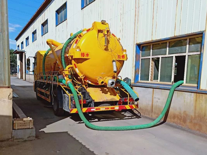 丁家桥厂区化粪池清理